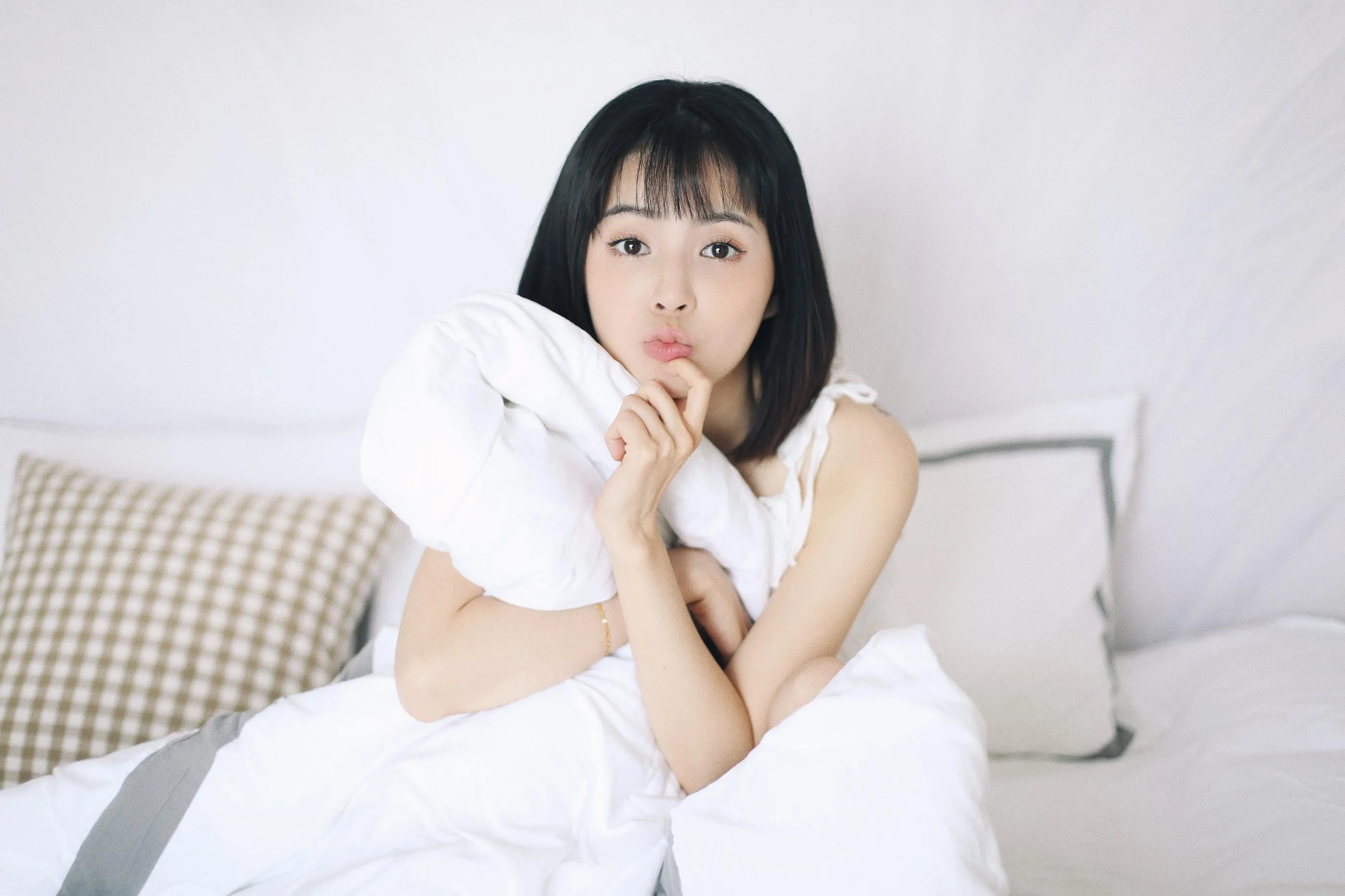 [YITUYU艺图语]2021.04.26 清风白信 裸心心 [36P]插图4